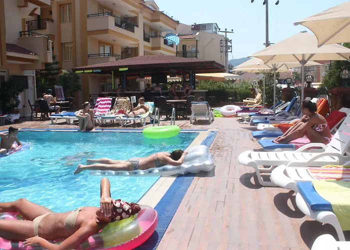 Aparthotel Sebnem & 3*