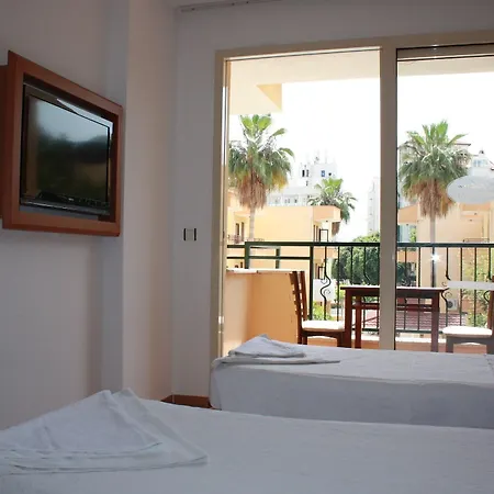 Sebnem & アパートホテル