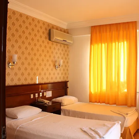 Sebnem & アパートホテル マルマリス