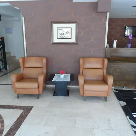 Sebnem & マルマリス