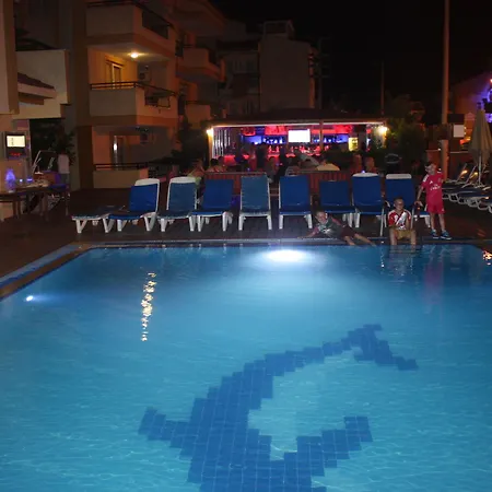 Sebnem & マルマリス