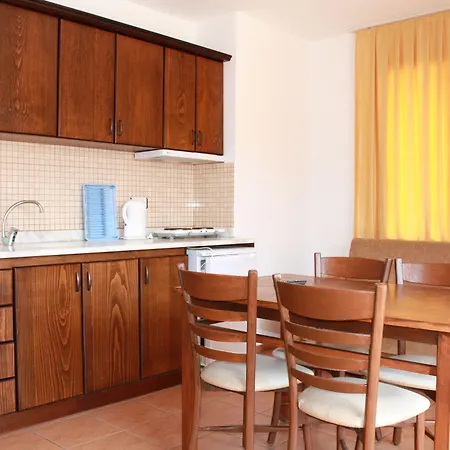 Sebnem & マルマリス