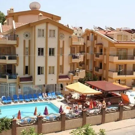 アパートホテル Sebnem & マルマリス