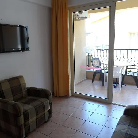 Sebnem & アパートホテル マルマリス