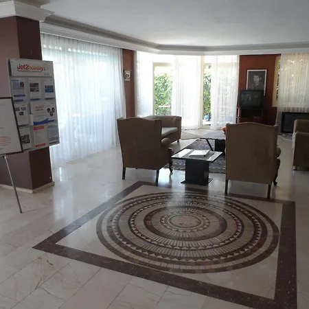 Lägenhetshotell Sebnem & 3*