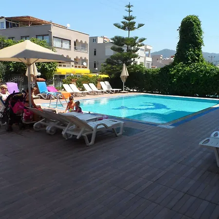 Sebnem & Lägenhetshotell 3*