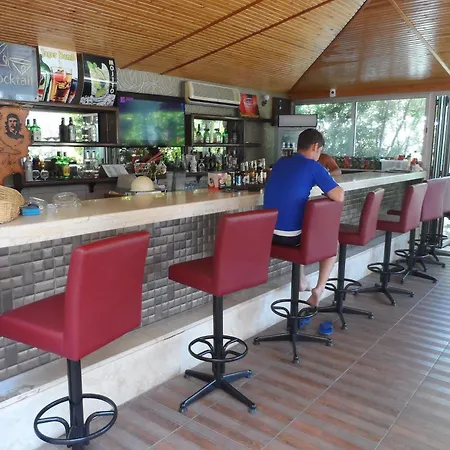 Sebnem & アパートホテル