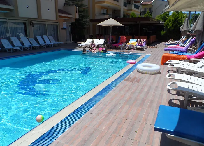 Apart Otel Sebnem & 3*