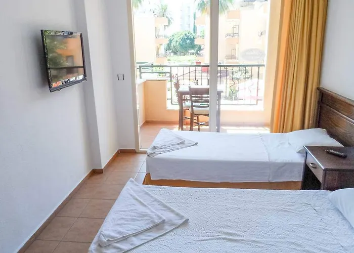 Sebnem & מרמריס