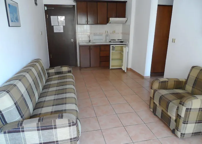 Apart Otel Sebnem & 3*