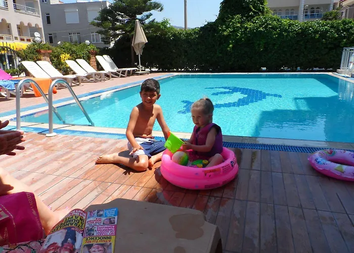 Apart Otel Sebnem & 3*