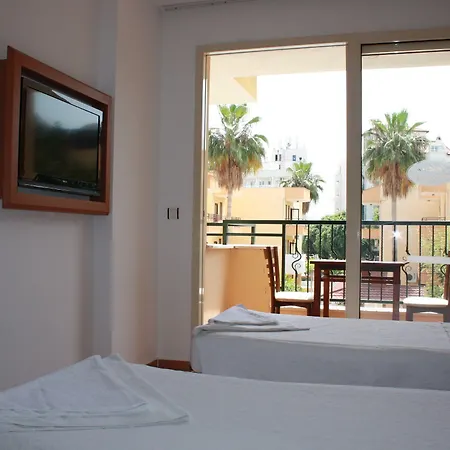 Sebnem & Ξενοδοχείο με διαμερίσματα 3*