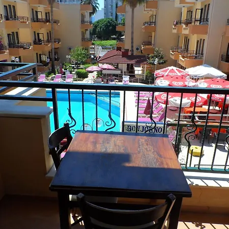 Sebnem & 3* Μαρμαρίς