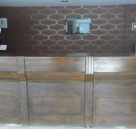 Ξενοδοχείο με διαμερίσματα Sebnem & Μαρμαρίς