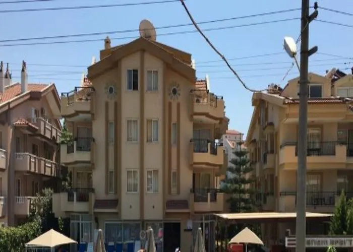 Sebnem & מלון דירות מרמריס